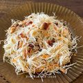 Cooksnap Zieta Ali semasa beliau membuat Bihun Goreng Singapore.