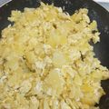 El cooksnap de Miguel Caro Piorno cuando hizo Patatas revueltas con huevos y cebollas.