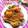 Cooksnap Hani Shaimi semasa beliau membuat Ayam Goreng Lengkuas Rangup.