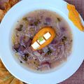 Mónika Gyurászné Cooksnap-ja, amikor elkészítette a(z) Joghurtos lilahagymaleves medve sajttal és pirított zsemlekockával 👌 receptet.