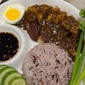 รูป Cooksnap ของ Boonchira Marttha เมื่อเขาทำ “น้ำซอสราดข้าวหมูแดง-หมูกรอบ”