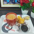 Madhu Jain का कुकस्नैप जब उन्होंने गुड़ की चाय (Gur ki chai recipe in Hindi) बनाया था।