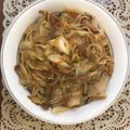 Ho Weining 的 高麗菜燜麵 cooksnap