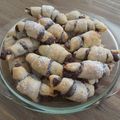Kiss-Fodor Kitti Cooksnap-ja, amikor elkészítette a(z) Nutellás házi croissant leveles tésztából receptet.