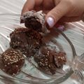 کوک اسنپ modesa Kitchen بعد از امتحان کردن کوکی شکلاتی ترک دار با کنجد.