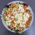 El cooksnap de Felipe Garrido cuando hizo Ensalada con garbanzos crujientes.
