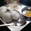  Chef Richa pathak. का कुकस्नैप जब उन्होंने चावल इडली बनाया था।