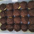 Cooksnap dari Novia Dewi untuk resep Donat empuk ala j.co dengan topping glaze dan topping donat kampung