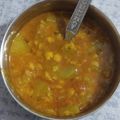 Gudiya Sen का कुकस्नैप जब उन्होंने लौकी और चने की दाल(LAUKI AUR CHANE KI DAL RECIPE IN HINDI) बनाया था।