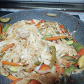 El cooksnap de Natalia Mia cuando hizo Noodles de arroz con pollo y verduras.