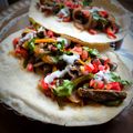 کوک اسنپ Mohaddeseh Allami بعد از امتحان کردن فاهیتا گوشت (fajita).