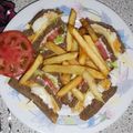 Cooksnap από Ραφαέλα Τόκα στη συνταγή Σπιτικό κλάμπ σάντουιτς με τυρί κρέμα και αυγό