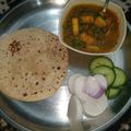 Nipi Arora's cooksnap of when they made Cholia Aalu (Green Chickpea-potato Curry).