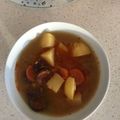 Zsuzsanna Újvári Cooksnap-ja, amikor elkészítette a(z) Burgonyaleves receptet.