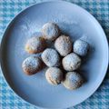 Amelie Singhania's cooksnap of when they made Quick and Easy Doughnuts Made with One Egg and Pancake Mix.