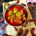 Shrabanti Banik 's cooksnap of when they made আলু পটলের ডালনা(aloo potoler dalna recipe in bengali).