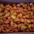Ancsyka001 Cooksnap-ja, amikor elkészítette a(z) Egyszerű tepsis krumpli virslivel receptet.