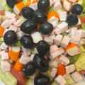 El cooksnap de astrid badia cuando hizo Ensalada de Pavo, surimi y aceitunas negras.