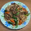 Ronnie.w 的 牛肉炒麵 （清冰箱料理） cooksnap