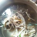 Cooksnap dari yenni untuk resep Sup Rumput laut tahu dan enoki sehat dan gampang