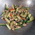 Cooksnap dari Berlian Soewandono untuk resep Tumis timun mix daging sapi