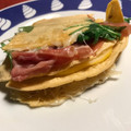 El cooksnap de @tesa.cuina cuando hizo Tortilla trend de verduras, fiambre y frutos secos.