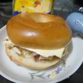 小麻煩魔女的媽咪 的 香草炒蛋起司貝果 cooksnap