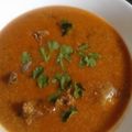 صورة من ام إسلام ومروة كاميليا ، شاركها بعد تجربة وصفة شوربة فريك علی قانيها 😋😋 في هاذ ابرد