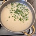 kisördög Cooksnap-ja, amikor elkészítette a(z) Karfiolkrémleves receptet.