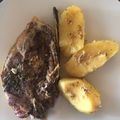 Cooksnap από dapeitou στη συνταγή Χοιρινές μπριζόλες με πατάτες στο slow cooker