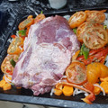El cooksnap de cristianperez73 cuando hizo Bondiola de cerdo con verduras al horno.