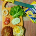 Cooksnap dari AZ untuk resep Burger with Fried chicken patty