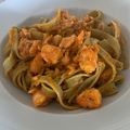 El cooksnap de hrcelectronicboy cuando hizo Macarrones con salmón ahumado y langostinos.