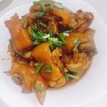 Cooksnap của Thuỷ Linh khi họ làm theo món Chân giò kho tàu