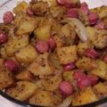 Ancsyka001 Cooksnap-ja, amikor elkészítette a(z) Egyszerű tepsis krumpli virslivel receptet.