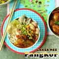 Cooksnap Sesimple Loralin semasa beliau membuat 🍜 LAKSA MEE PANGKOR.