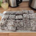 Jennifer Vámossy Cooksnap-ja, amikor elkészítette a(z) Kókuszkocka receptet.