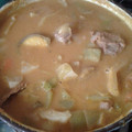 El cooksnap de Jennifer Arévalo cuando hizo Sopa de frijoles blancos con costillas de cerdo.