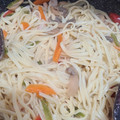 El cooksnap de Elizabeth cuando hizo Tallarines con verduras, gambas y Pollo.