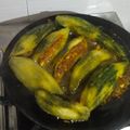  Minakshi Shariya का कुकस्नैप जब उन्होंने स्टफ्ड करेला करी(stuffed karela curry recipe in hindi) बनाया था।