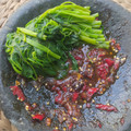 Cooksnap dari dapur ade untuk resep Sambal Brambang Asem Kangkung ala Heni