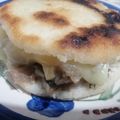 El cooksnap de katly cuando hizo Arepa rellena de "carne bbq" y queso...🍘🧀🍘🧀😜😛😝.