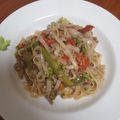 El cooksnap de Selena Grimes Rodriguez cuando hizo Fideos de arroz salteados con ternera y setas.