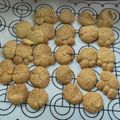 YiWen's cooksnap of when they made 零技巧「小熊雪球餅乾」拌一拌好簡單！！.