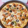 Ghazala Israr's cooksnap of when they made Chicken tikka pizza.