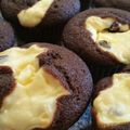 Melissa's cooksnap of when they made Cream Cheese Filled Chocolate Cupcakes .