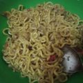 Cooksnap dari Epoy Tomboy Unyu-unyublabla untuk resep Mie Goreng Pedas Burung dara
