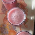 Diya Kapoor का कुकस्नैप जब उन्होंने रोज़ मिल्क शेक (Rose milk shake recipe in hindi) बनाया था।