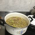El cooksnap de Claudia Rojas cuando hizo Entra al reto. Sopa de col morada con patatas y poro.