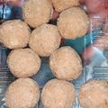 Sonia chopra का कुकस्नैप जब उन्होंने आटे के लड्डू (atte ke ladoo recipe in Hindi) बनाया था।